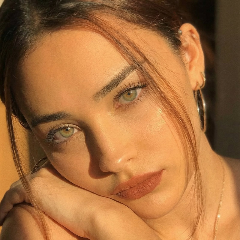 Retrato editorial de mulher